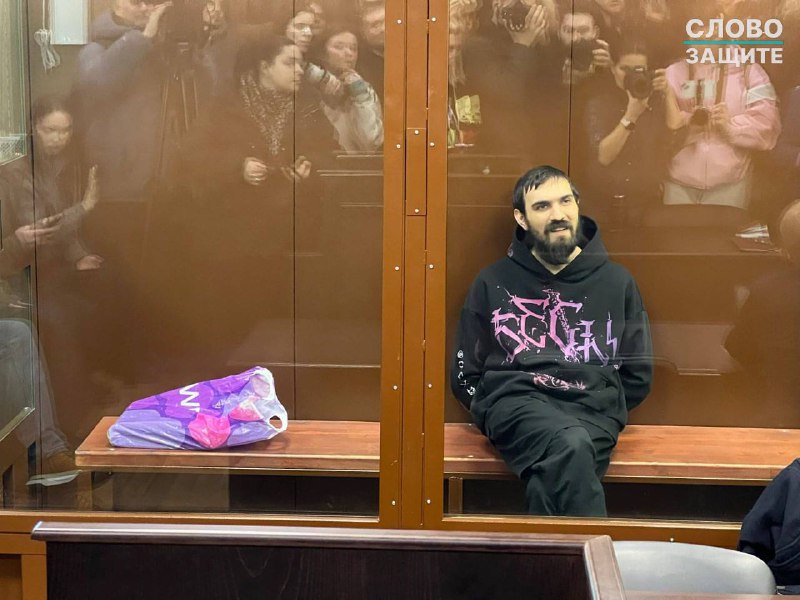 Прокуратура добивается увеличения срока для комика Останина