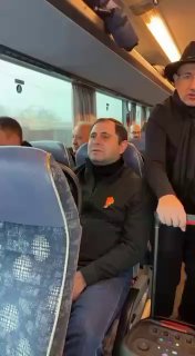 Пашинян показался в соцсетях с чурчхелой и колонкой