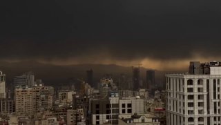 Экологическая катастрофа в Тегеране после ударов по нефтяной инфраструктуре