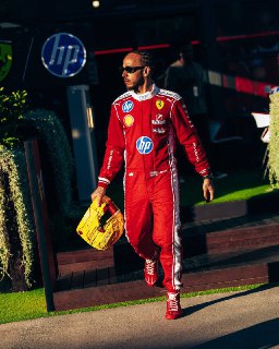 LEGO выпустила наборы со шлемами гонщиков Формулы-1