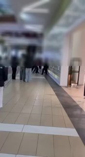 Массовая драка с ножами и электрошокерами в ТЦ Ярославля: возбуждено дело