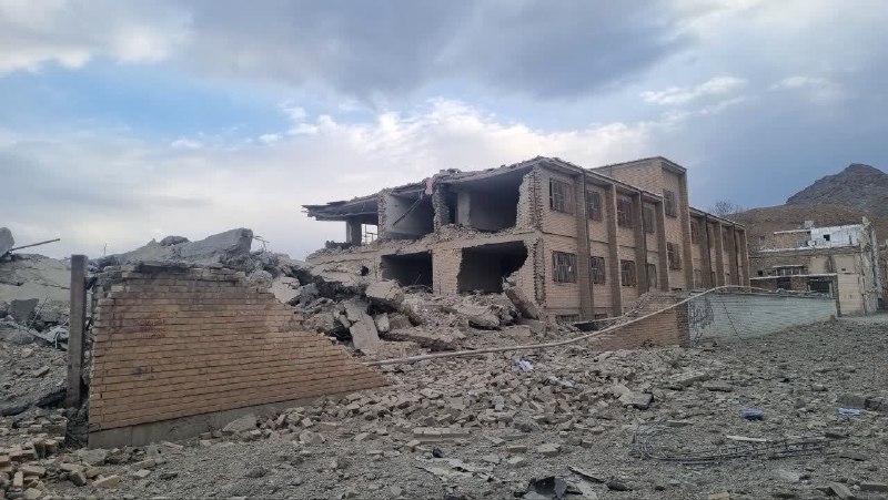 Американо-израильские удары по детской школе в Хомейне