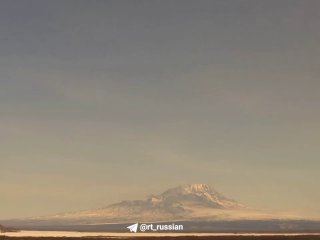 Вулкан Шивелуч выбросил пепел на высоту 7 км