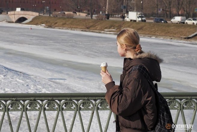 Рекордно тёплые выходные в Петербурге: до +14°C без осадков, в понедельник придут дожди