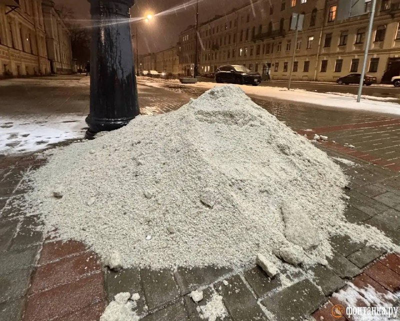 Кто заработал на закупке реагентов для улиц Петербурга этой зимой