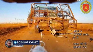 Под Славянском уничтожен американский БТР Stryker