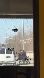 ТЦК в Киеве задержали автобус и вывели «добровольцев» на фронт