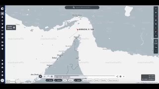 Танкер «Карачи» прошел через Ормузский пролив: Иран сохраняет контроль, цены на нефть снижаются