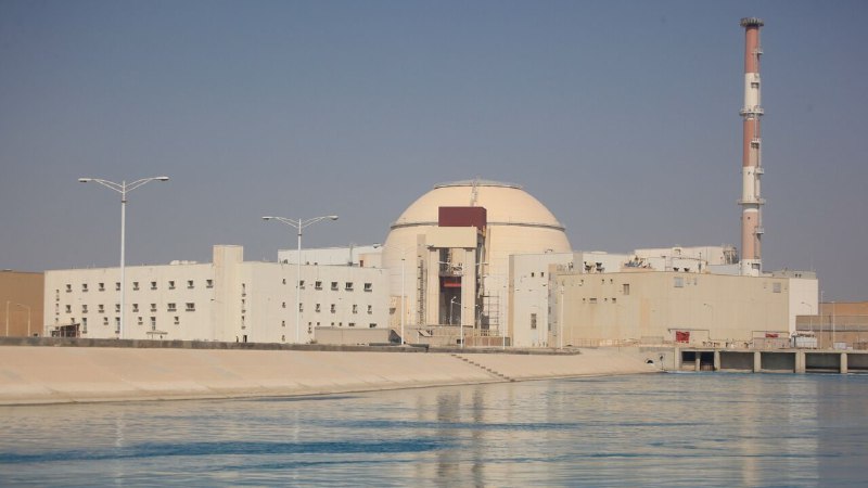 Иран: снаряд попал по АЭС «Бушер», жертв и ущерба нет