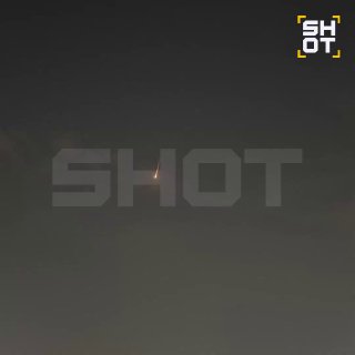 Иран атакует Дубай ракетами: видны взрывы и работа ПВО