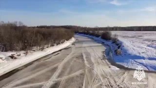 МЧС взрывает лед на реках Подмосковья для предотвращения паводка