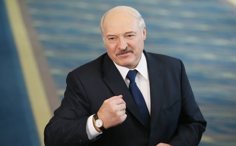 Лукашенко назвал детей «святым» и пообещал либеральное финансирование ЭКО