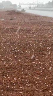 Град и ливни обрушились на Саудовскую Аравию