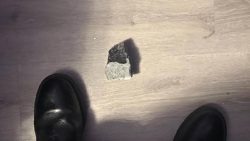 Метеорит пробил крышу дома в Техасе