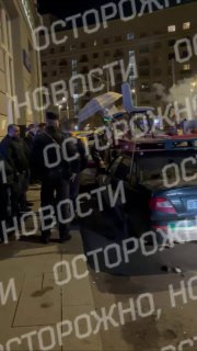 Шашлыки на крыше: молодых людей задержали за необычный пикник в центре Москвы