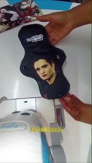 В Мексике выпустили прокладки с вампирами из «Сумерек»