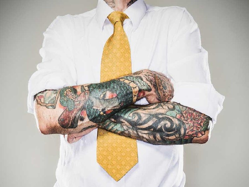 Работодатели в России стали чаще отказывать соискателям из-за татуировок