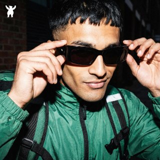 Курьеры в России стали зарабатывать больше, чем специалисты с дипломом