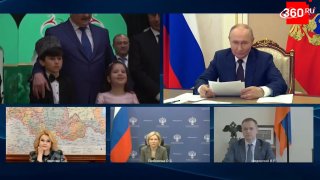 Школьница прочитала стихотворение Путину на открытии театра в Дербенте