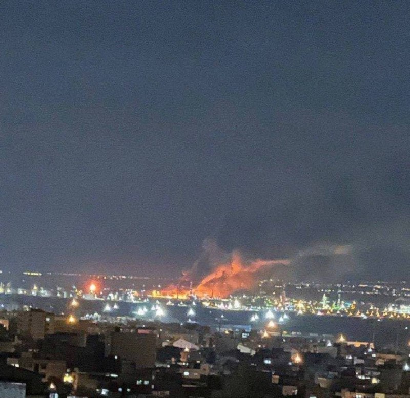 Израиль и США ударили по объектам в Иране