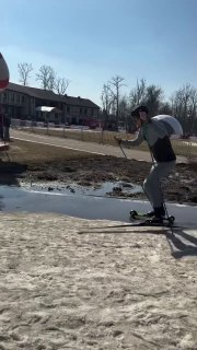 В Москве сошёл снежный покров