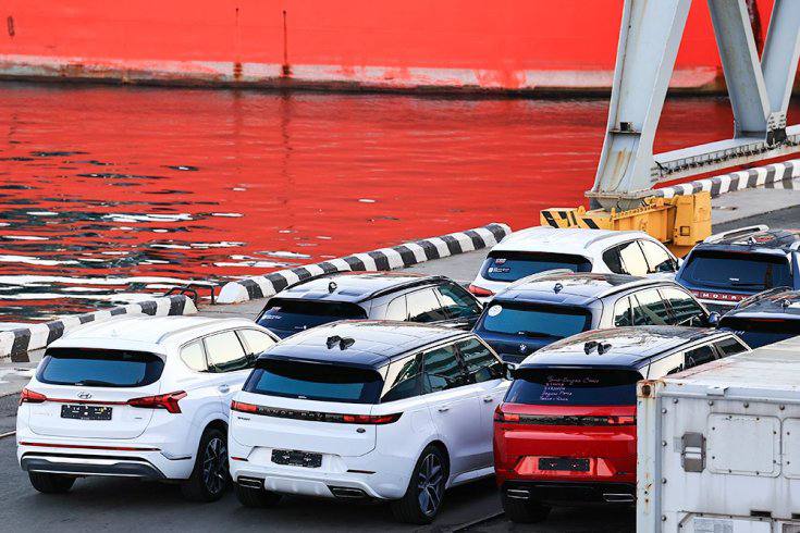 Введение нового утильсбора на автомобили перенесено