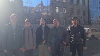 В Петербурге продолжили снос здания НИИ ракетных войск вопреки решению СК