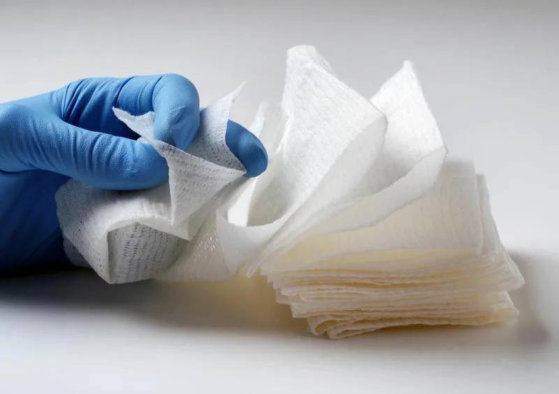 Риски смешивания гемостатиков в полевой медицине: почему российские протоколы не рекомендуют комбинировать каолин и хитозан