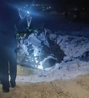 Военный Осведомитель: обломки двигателя в Иране могут принадлежать БПЛА или ракете, а не F-16