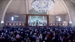 В Ереване женщина выкрикнула оскорбление премьеру Пашиняну во время литургии