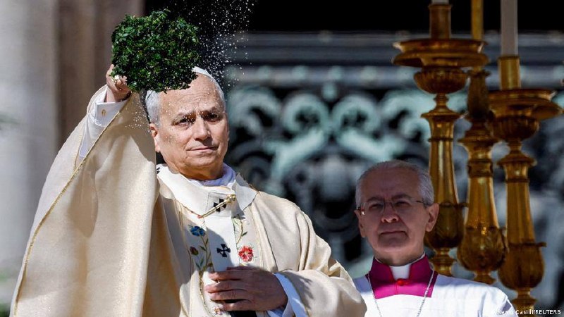 Папа Лев XIV призвал воюющих сложить оружие на пасхальной мессе