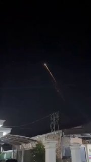 Необычное явление над Суматрой: падение космического мусора?