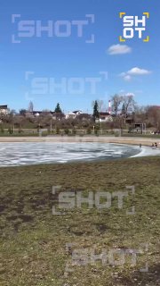 Школьница провалилась под лёд в Уфе, спасая пьяного рыбака