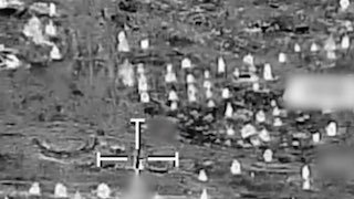 Кадры ударов ВВС Израиля по иранским вертолётам в Кередже