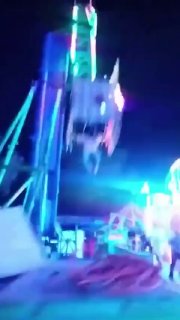Девушка упала с аттракциона в Мексике, но её подхватили