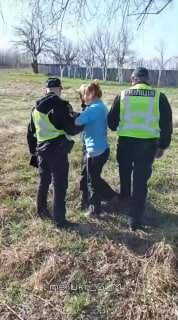 Жители Черниговщины отбили мужчину от попыток мобилизации, полиция применила газ