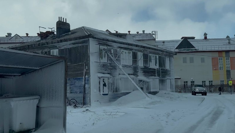 Ураган в Северо-Курильске: повалены опоры ЛЭП, город остался без света