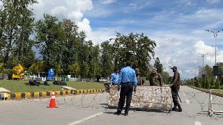 Отель в Исламабаде освобождает номера перед визитом делегаций США и Ирана