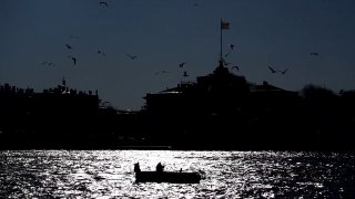 В Неве начался лов корюшки