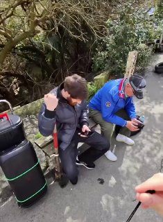 Пранкеры с гипнозом получили отпор от бдительного дедушки