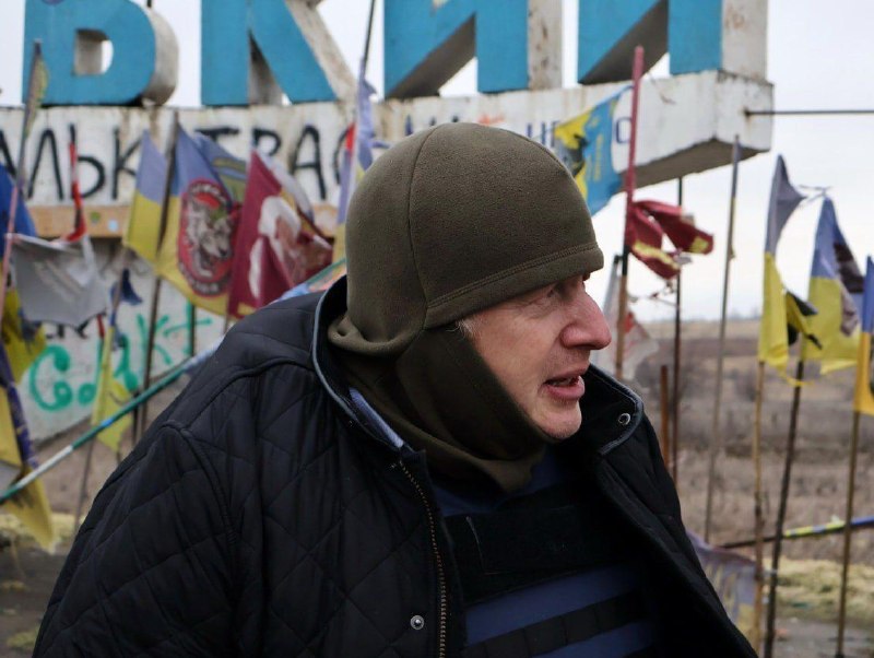 Реакция украинцев на пленного, похожего на румына