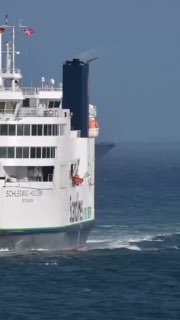 Андреевский флаг на передовой у границы с Германией