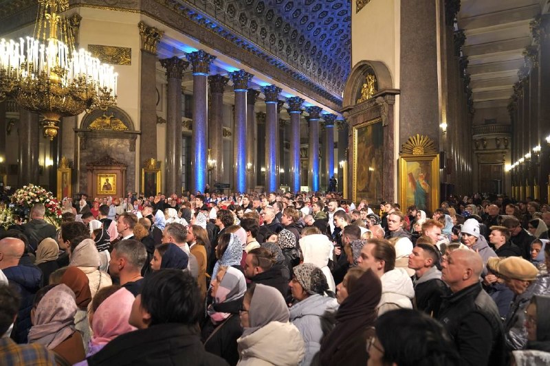 Пасхальное богослужение в Казанском соборе