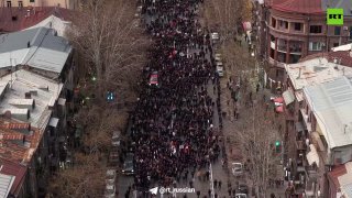 Шествие сторонников армянского бизнесмена Карапетяна в Ереване