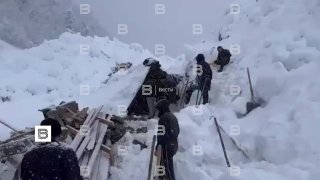 Лавина в Дагестане: под снегом женщина и ребенок