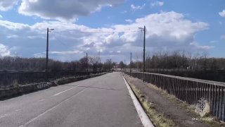 Пешеходный мост рухнул в Волхове