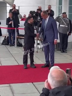 Сатира на Зеленского и призыв подписаться