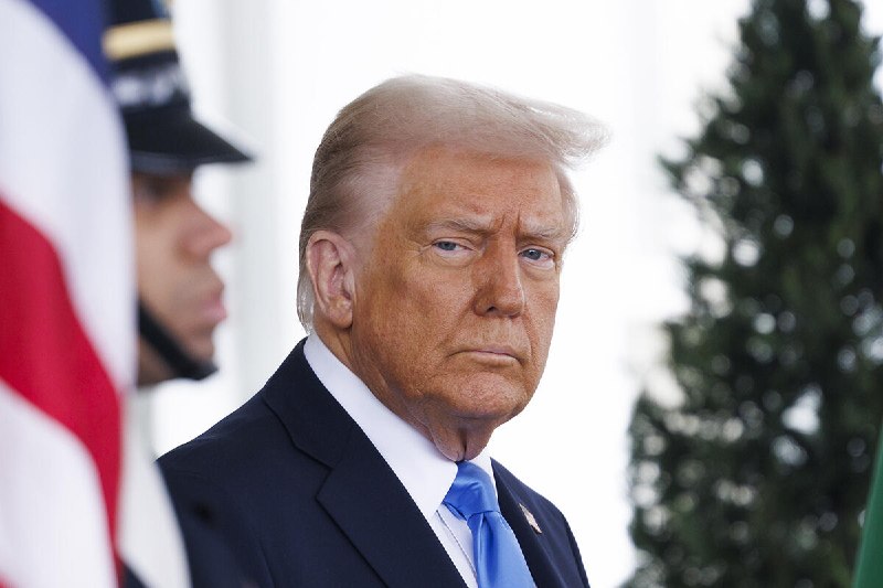 Трамп сообщил о возможной встрече с Ираном в Пакистане