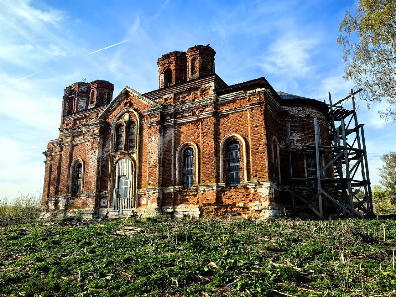 Анонс канала Broken Temple об эстетике заброшенных мест и мифологии провинции