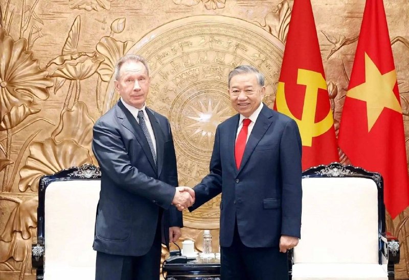 Встреча директора Росгвардии с Президентом Вьетнама в Ханое